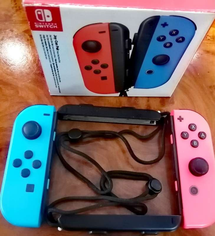 NINTENDO SWITCH JOYCON PAIR EXCELLENT CONDITION)