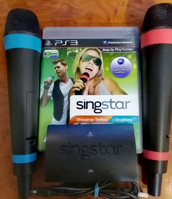 PS3 Wireless Sony Mics Bundle & Free Game