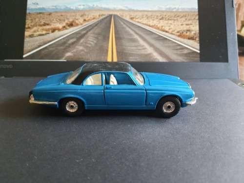Corgi Jaguar XJ12C
