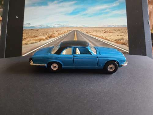 Corgi Jaguar XJ12C