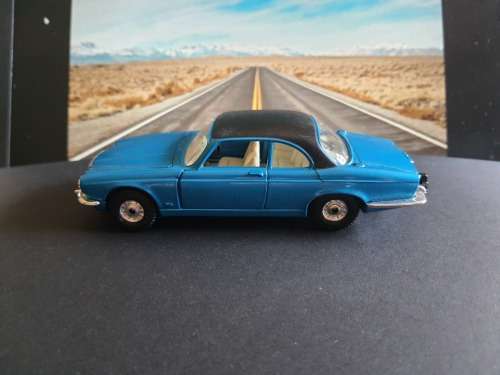 Corgi Jaguar XJ12C