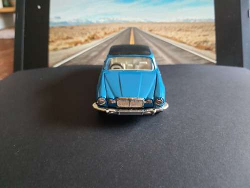 Corgi Jaguar XJ12C