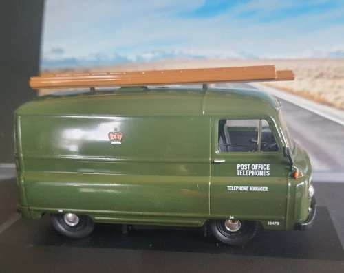 Corgi Morris J2 Van
