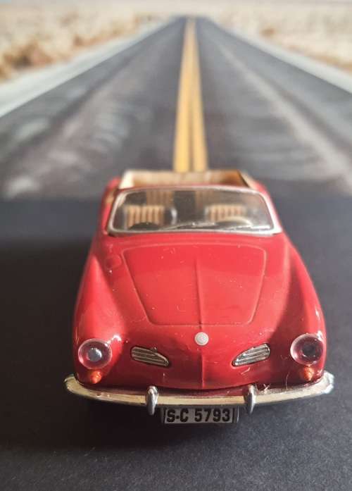 Dinky 1968 VW Karmann Ghia