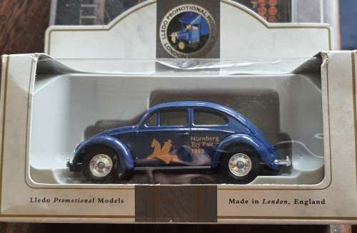Set of 3 Lledo Vw Beetles
