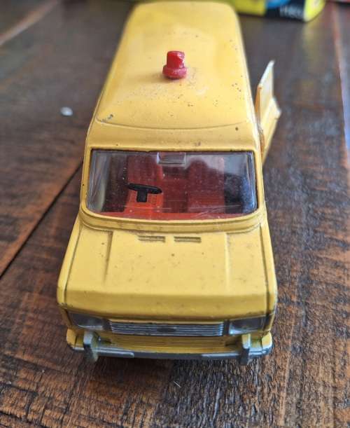 Dinky Ford transit Van Motorway services