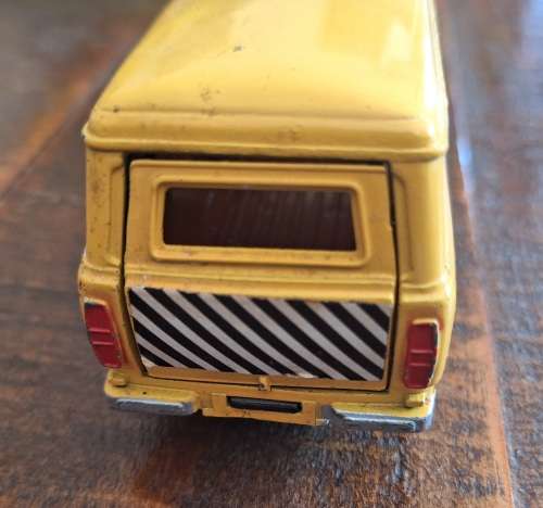 Dinky Ford transit Van Motorway services