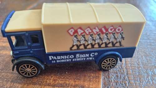 Corgi Cameo Parnico Truck