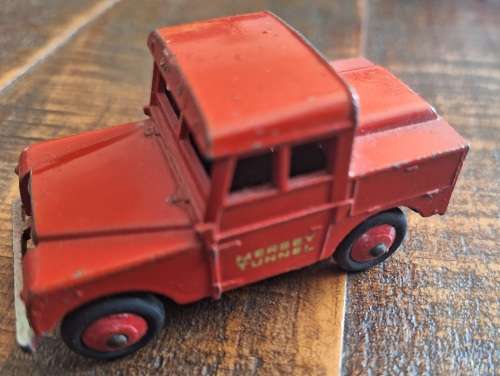 dinky toys 255 mersey tunnel police land rover