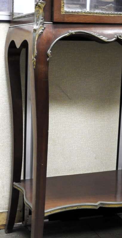 A LATE 19TH CENTURY MAHOGANY FRENCH DISPLAY CABINET-ON-STAND