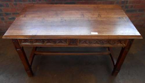 Exquisite Gothic Writing Table with 2 drawers