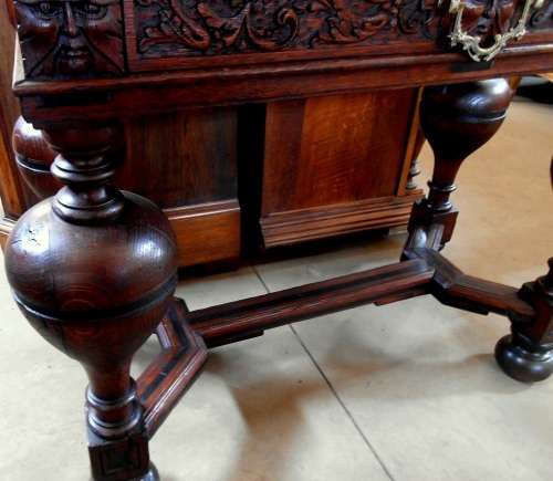 15DG2  Dutch Credence