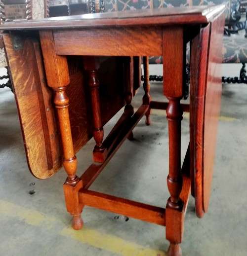 Large Oak Gate Leg Table
