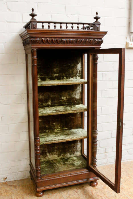 Henry II Display Cabinet in Walnut
