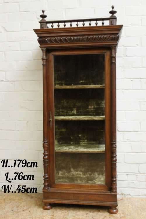Henry II Display Cabinet in Walnut