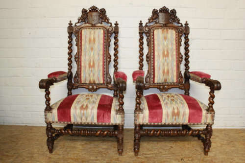 Pair Of Hunting style carvers in Oak