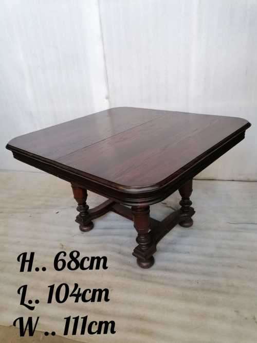 Henry II table in oak