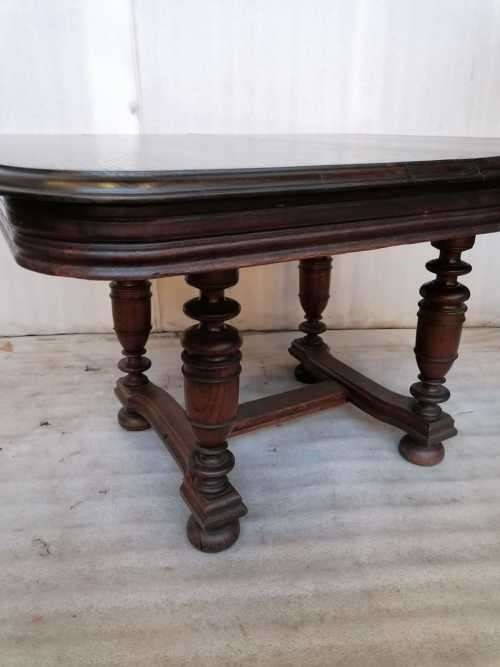 Henry II table in oak