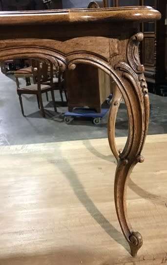 Oak Louis XV style coffee table with high quality carve work