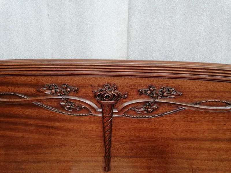 Exceptional French Art deco Walnut Queen size bed and nightstand