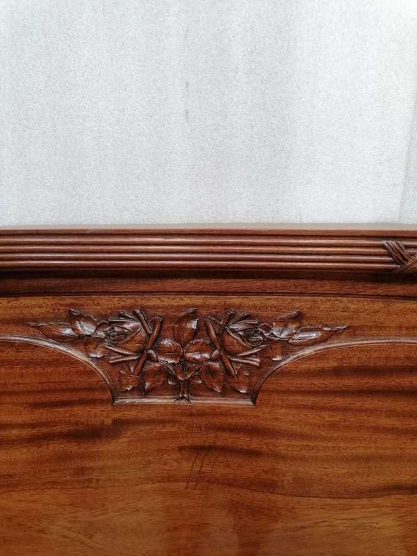Exceptional French Art deco Walnut Queen size bed and nightstand