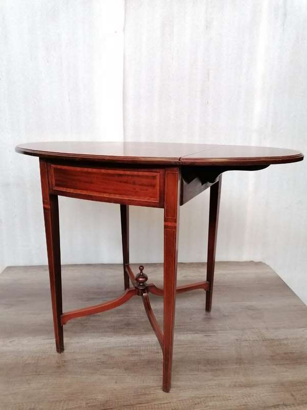 MAHOGANY SHERATON REVIVAL PEMBROKE TABLE