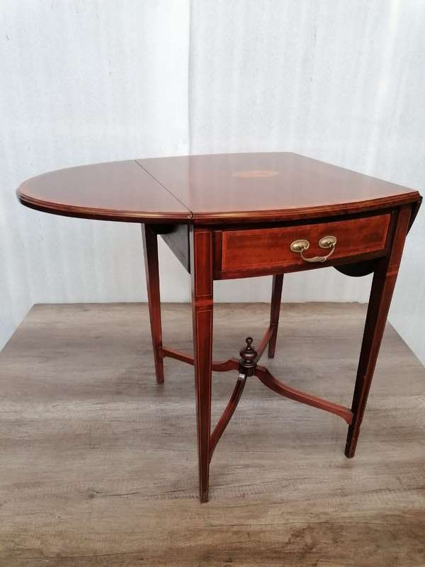 MAHOGANY SHERATON REVIVAL PEMBROKE TABLE