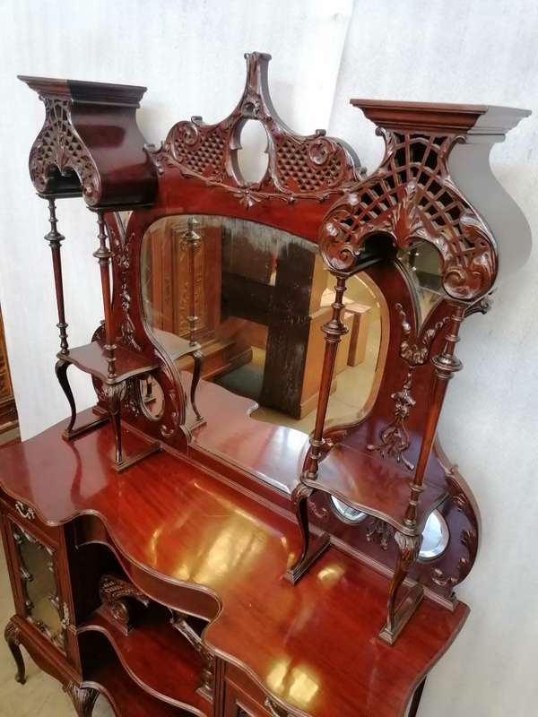 Victorian  Mahogany sideboard/Display cabinet