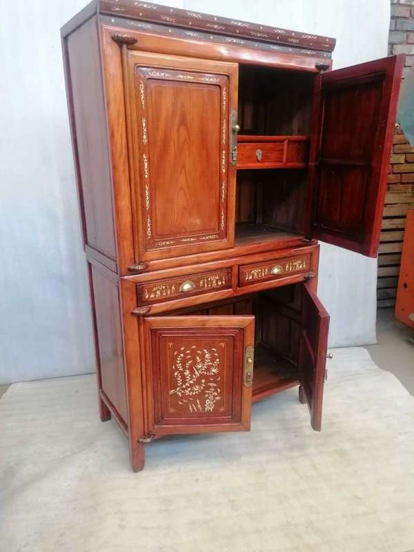 19th Century Chines cabinet with bone inlay