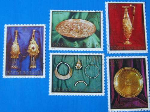 ANTIQUE TREASURES - 5 STAMPS