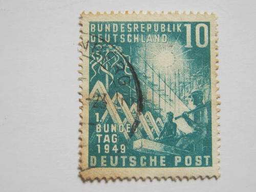 GERMAN FEDERAL REBUBLIC - 1949 Opening of West German Parliament - 10pf Green - Used