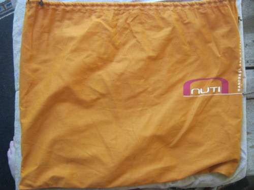 NUTI OSTRICH LEATHER HANDBAG - AS GOOD AS NEW - NEVER USED