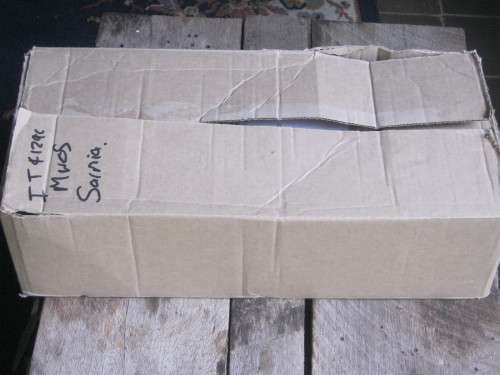 BOX FULL OF FDC's, COMMEMORATIVES & DS CARDS - APPROX 500 ITEMS