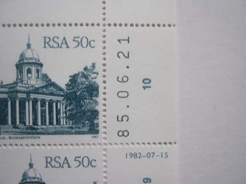 **R1 START** RSA - 1982 4th DEFIN ISSUE 50c BLUE (RECHROMED) - CONTROL BLOCK OF 4 - MNH