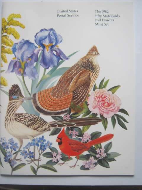 USA - 1982 STATE BIRDS AND FLOWERS - FULL SHEET OF 50 plus INFORMATION BOOKLET