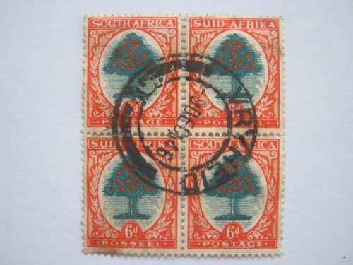 UNION - 1933-48 DEFIN ISSUE `HYPHENATED` - 6d GREEN/VERMILLION - BLOCK OF 4 - USED CLEAR POSTMARK