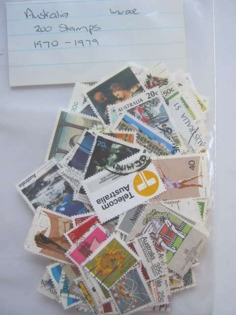 AUSTRALIA - 1970 to 1979 SELECTION OF 200 SINGLES - NO DUPLICATION - BID PER STAMP