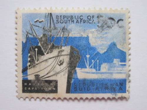 RSA - 1961 DEFIN ISSUE - 50c CAPE TOWN HARBOUR - SINGLE - UNUSED