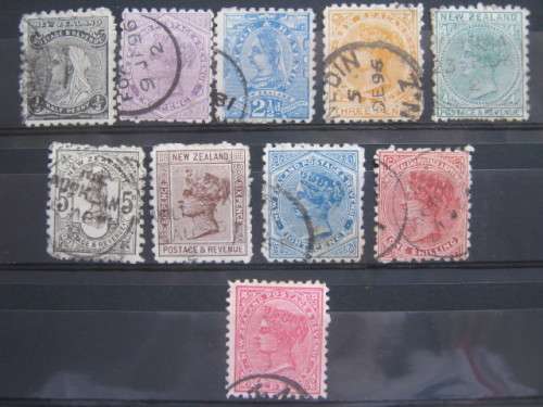 NEW ZEALAND - 1882 DEFIN ISSUE QV - PART SET OF SINGLES - FINE USED