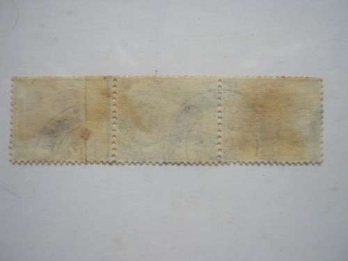 HONG KONG - 1954 DEFIN ISSUE QEII - 10c LILAC - STRIP OF 3 WITH PAPER JOIN - USED