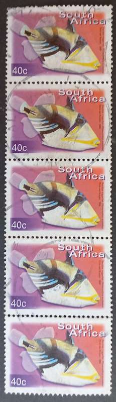 RSA - 2000 7th DEFIN ISSUE - 40c BLACKBAR TRIGGERFISH - VERTICAL STRIP OF 5 - POSTALLY USED