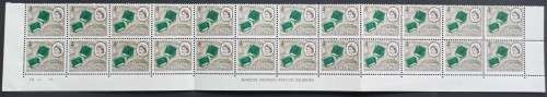 RHODESIA - 1966-70 DEFIN ISSUE (MARDON) - 4d EMERALDS - CONTROL/IMPRINT BLOCK OF 24 - MNH