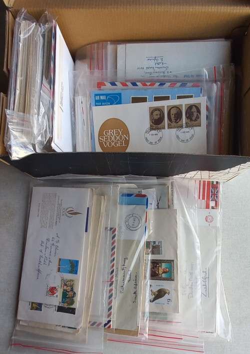 LARGE GLORY BOX - ITEMS THAT ARE SURPLUS TO REQUIREMENTS - FREE SHIPPING VIA PUDO LOCKER TO LOCKER