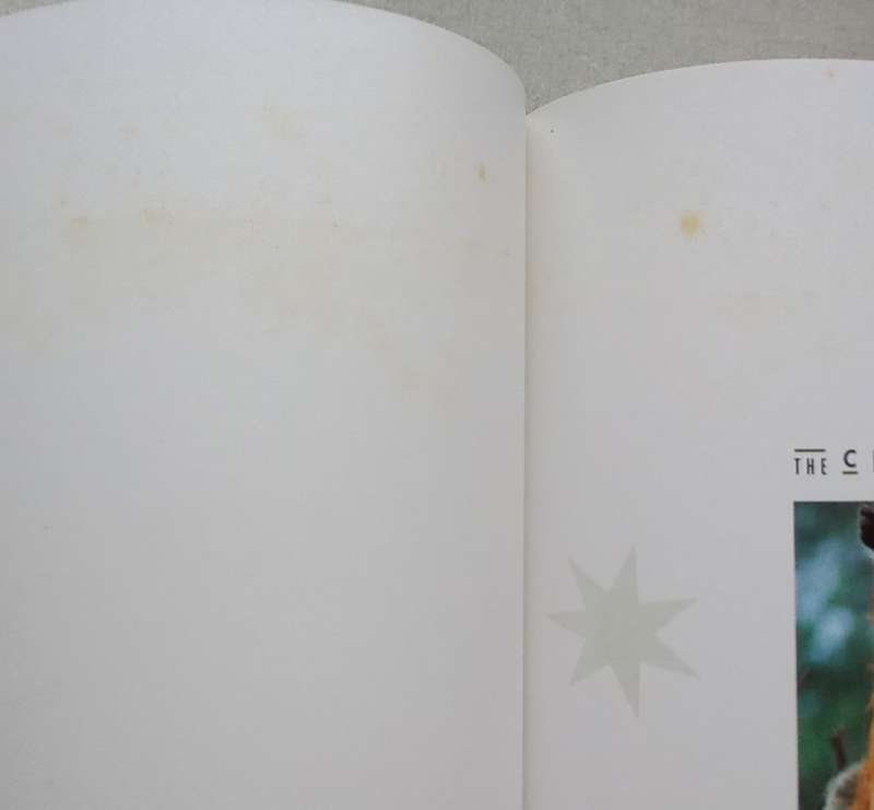 Australia - Collection of 1992 Australian Stamps - Book with Slipcase