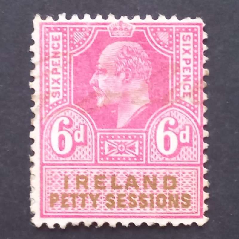 Great Britain `Ireland` KEVII - Revenue `Petty Sessions` - 6d Red - Used