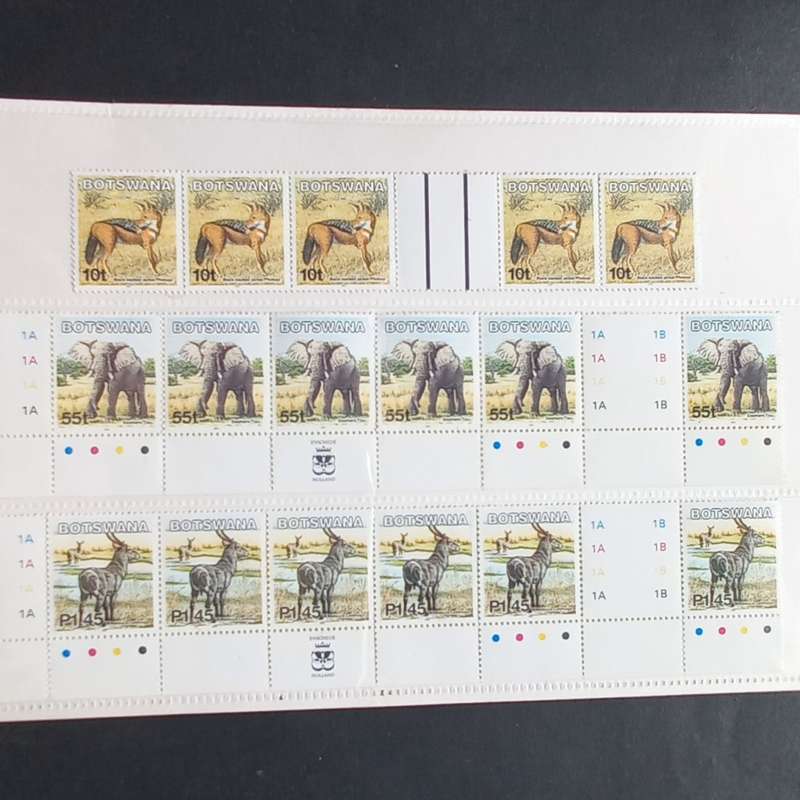 Botswana - 2002 Mammals - Selection of Gutter/Control Strips - Unused