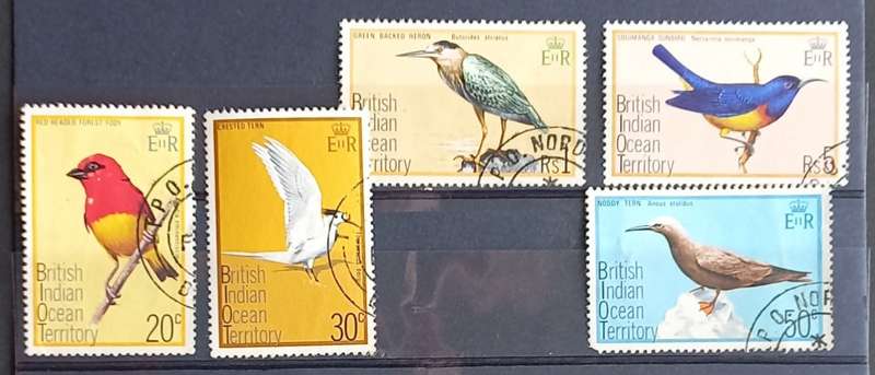THEMATICS - BRITISH INDIAN OCEAN TERRITORY - 1975 BIRDS - PART SET OF SINGLES - USED