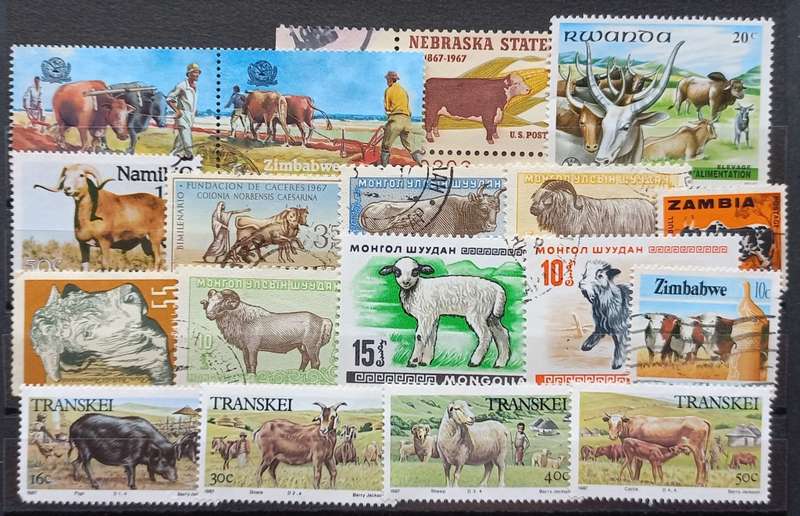 THEMATICS - FARM ANIMALS - 18 STAMPS - BID PER STAMP