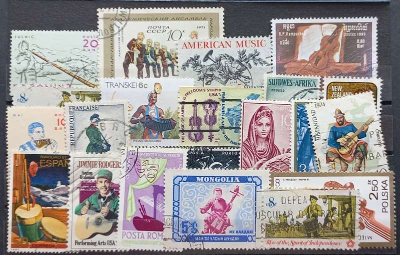 THEMATICS - MUSICAL INSTRUMENTS - 22 STAMPS - BID PER STAMP