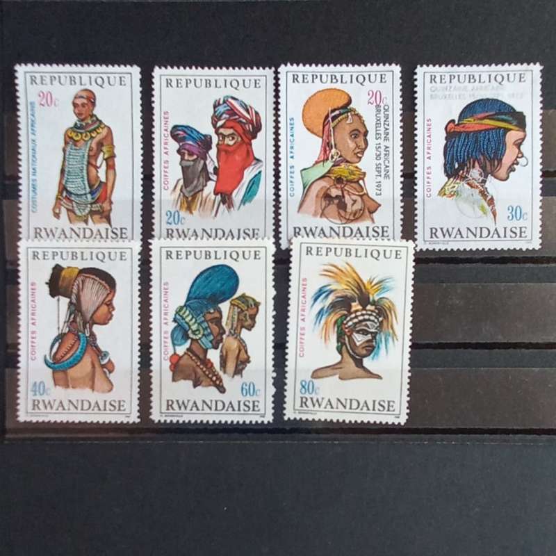 THEMATICS - RWANDA - AFRICAN HEADDRESS & COSTUMES - 7 STAMPS - BID PER STAMP
